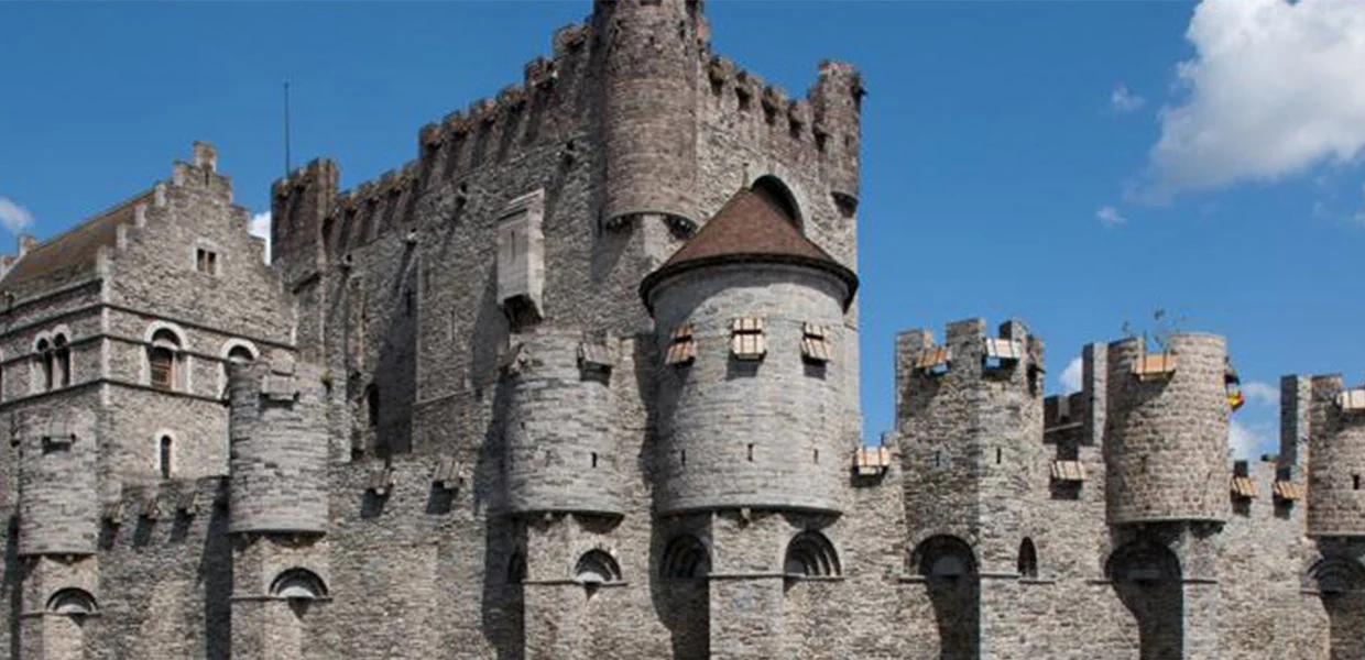 No momento, você está visualizando Castelo: residência por excelência do nobre, símbolo e orgulho da comunidade feudal