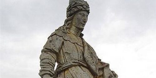 Prenunciam um grande futuro  as relíquias  do passado latino-americano