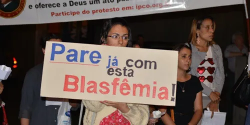 Nova exposição blasfema em Brasília – convocação para um protesto no dia 18/11