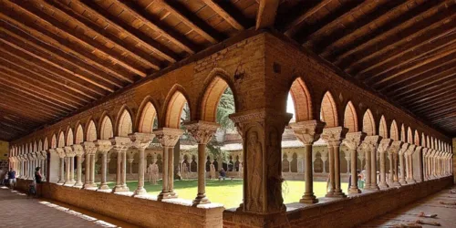 Influência dos mosteiros no renascimento econômico medieval