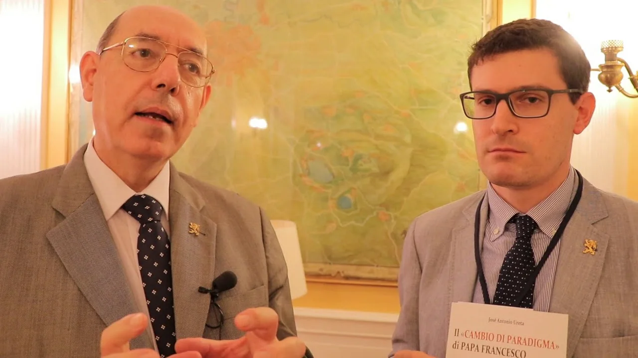 No momento, você está visualizando Vídeo: Entrevista de José Antônio Ureta sobre seu livro: A “mudança de paradigma” do Papa Francisco