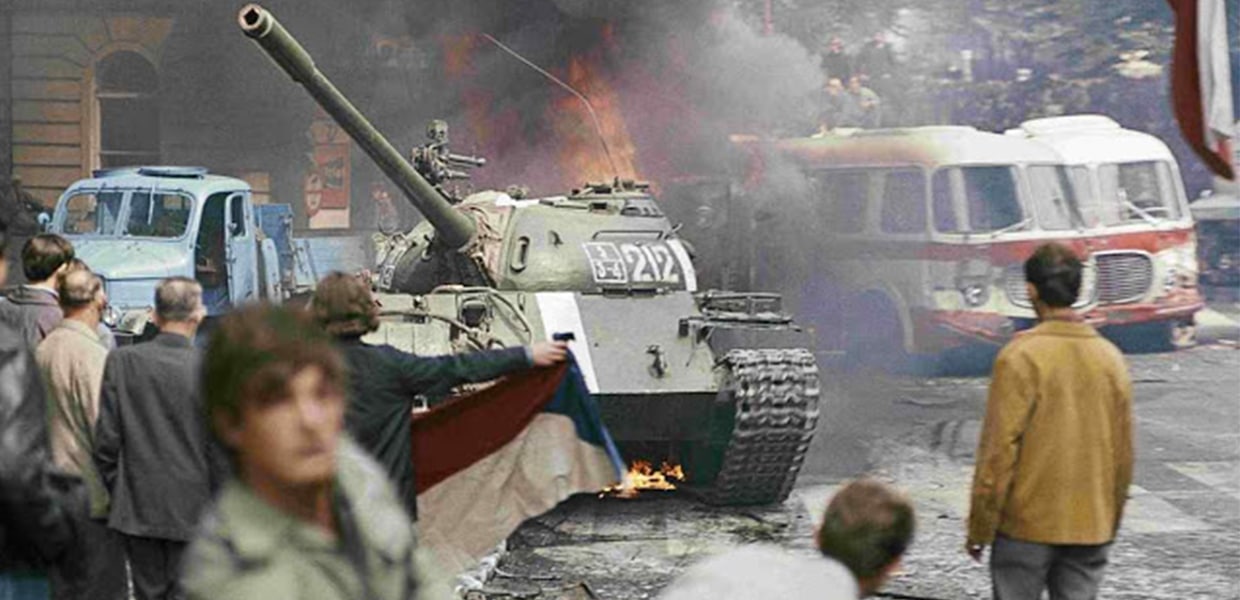 No momento, você está visualizando Cá e lá, os mesmos tiranos há