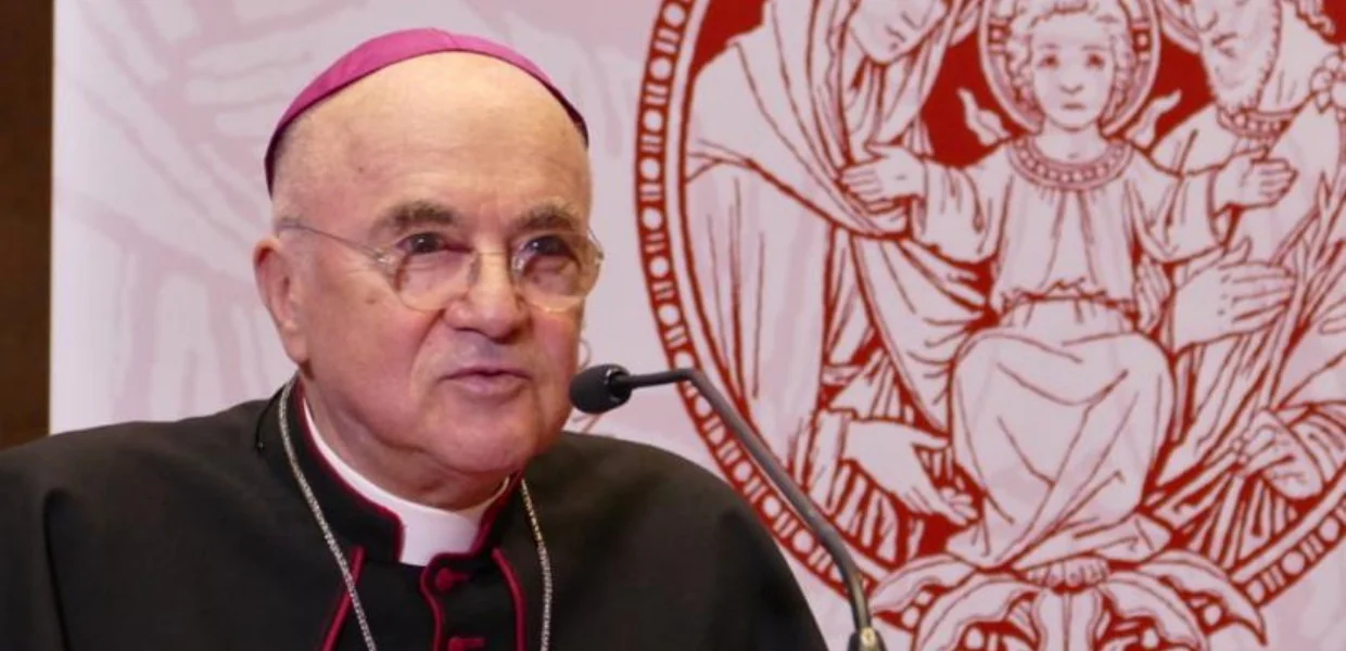 No momento, você está visualizando Bispo Católico, Monsenhor Viganò, acusa Papa Francisco