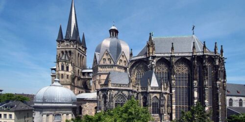 A Catedral de Aachen: reflexo da grandeza carolíngea