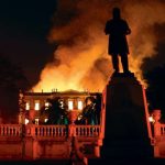 O Brasil arde como o Paço de São Cristóvão