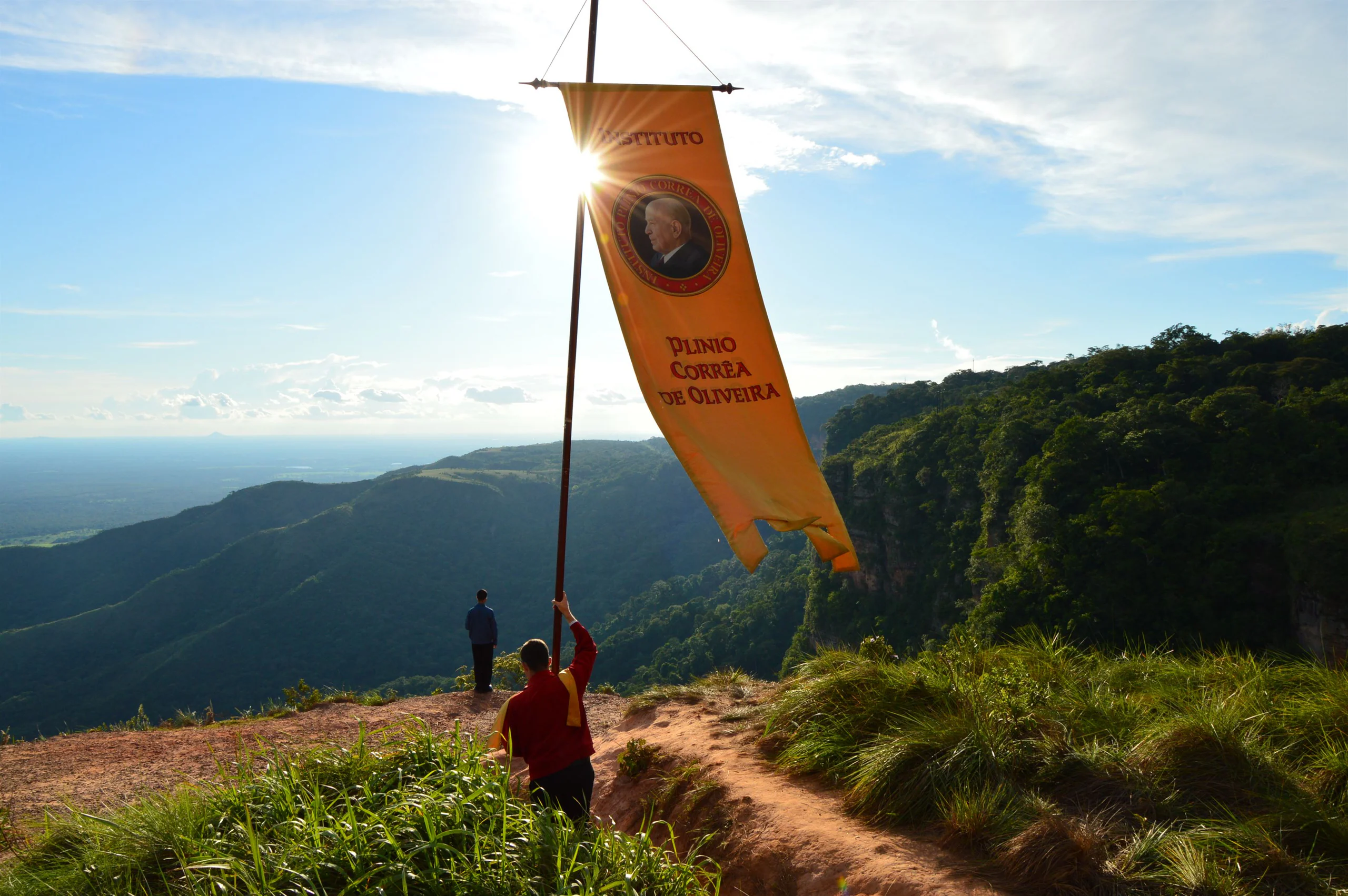 No momento, você está visualizando Caravana Cruzada pela Família no Mato Grosso!