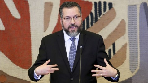 No momento, você está visualizando Discurso do chanceler, reação das esquerdas e missão do Brasil