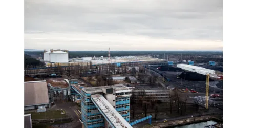 Polônia reduz dependência de gás e das garras russas. Campanha contra o Itamaraty é antibrasileira    
