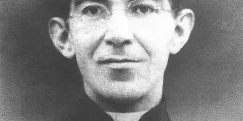 Sacerdote vítima do ódio comunista