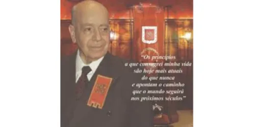 O portal da felicidade: cumprimento do dever! 