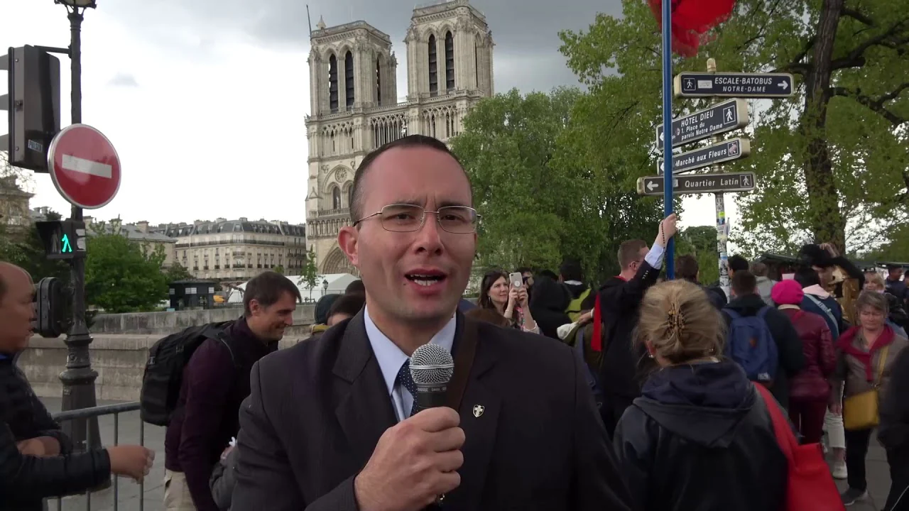 No momento, você está visualizando Querem modernizar a Catedral de Notre Dame! Diga NÃO!