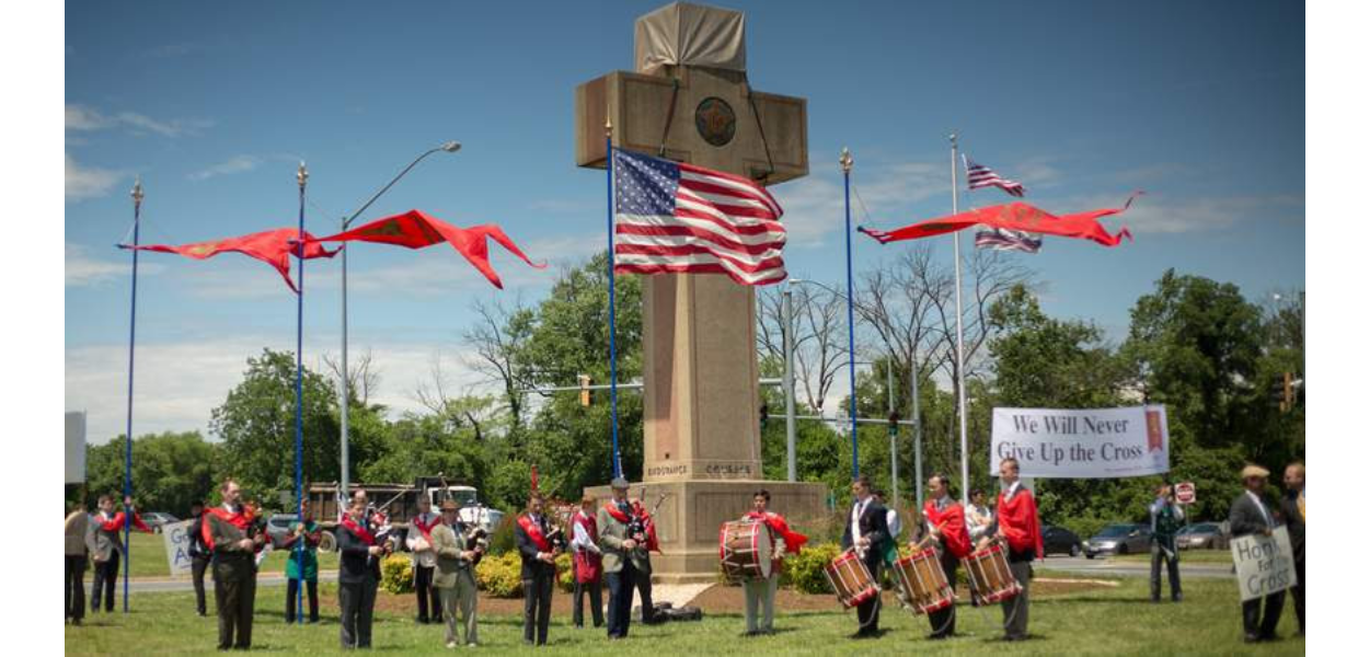No momento, você está visualizando TFP americana levanta seus estandartes em defesa da Cruz