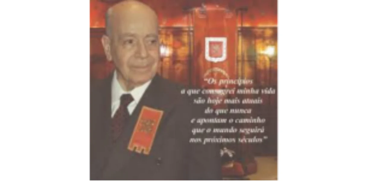 No momento, você está visualizando Doutrina Social Católica em pílulas: a base principal do socialismo é o princípio da propriedade comum