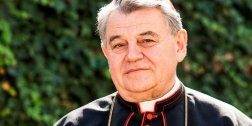 Cardeal de Praga considera a ideologia homossexual “satânica e ateia”