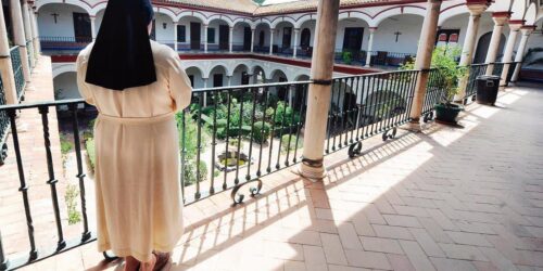 Modernização esvaziou de eclesiásticos a Igreja Católica