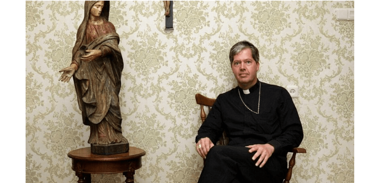 No momento, você está visualizando Bispo holandês denuncia a “nova religião” do Sínodo Pan Amazônia. CIMI é contra a propriedade privada