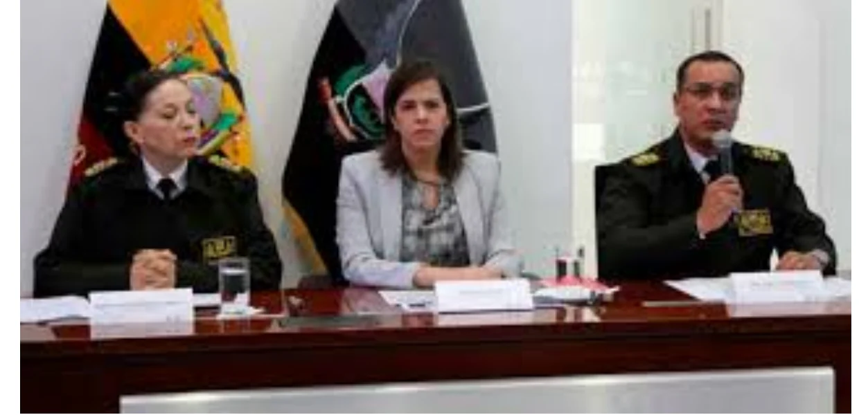 No momento, você está visualizando Também o Equador encerra “médicos cubanos”. Brasil acertou votando contra Cuba