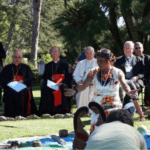 Satisfazer a fome da “Mãe Terra”: significado pagão da cerimônia nos jardins do Vaticano