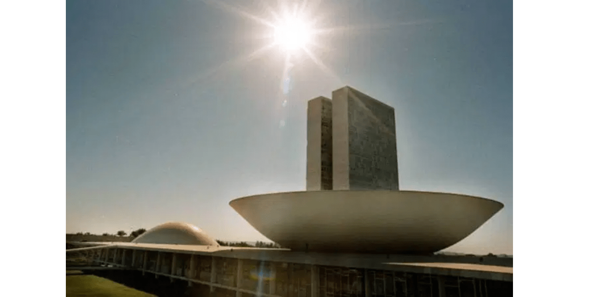 No momento, você está visualizando Prisão após 2a. Instância: Maioria se alinha ao Eleitor (conservador)