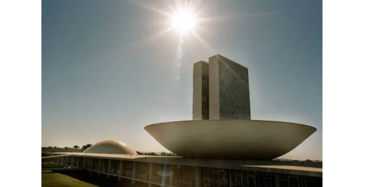 No momento, você está visualizando Prisão após 2a. Instância: Maioria se alinha ao Eleitor (conservador)