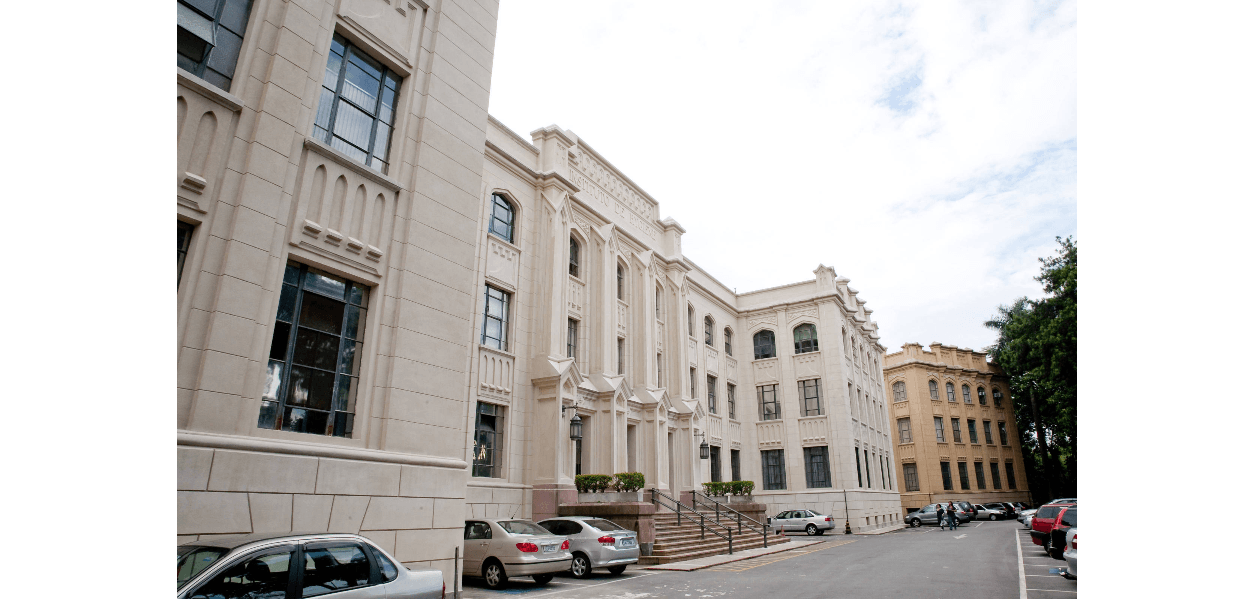 No momento, você está visualizando USP sem partido? Três questões (na prova) favoráveis à esquerda