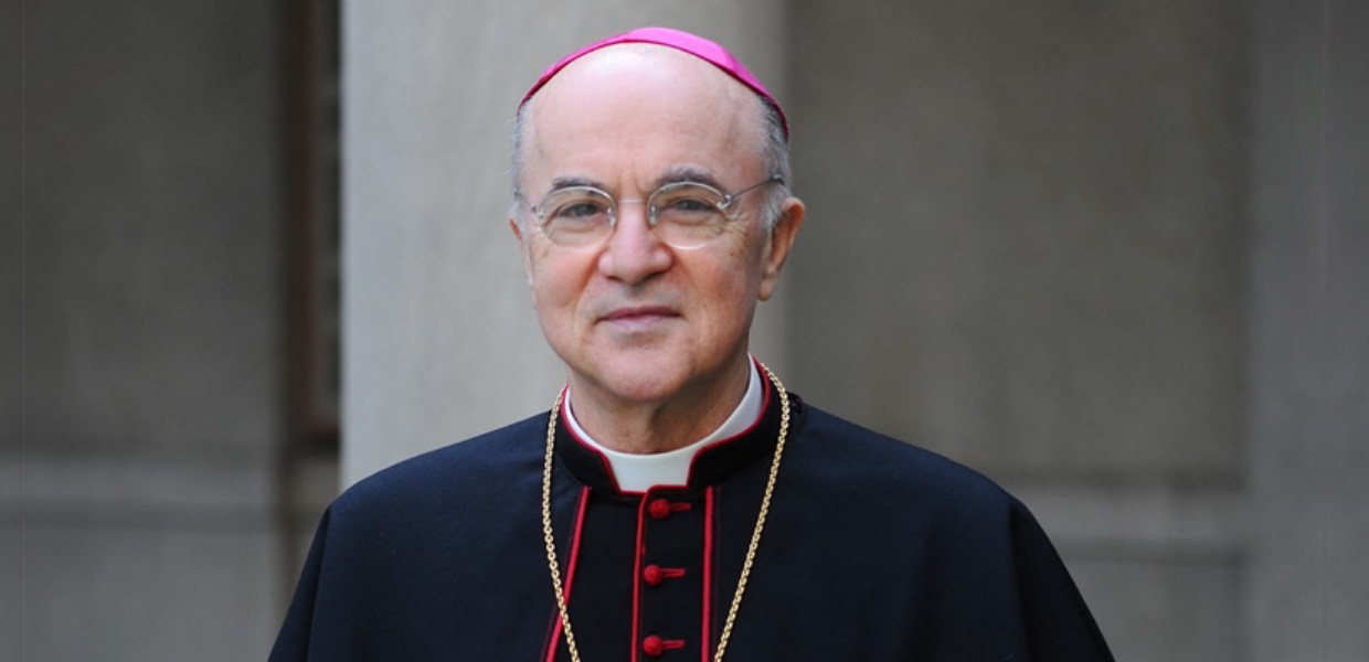 Leia mais sobre o artigo Mons. Viganò: “A abominação de ritos idolátricos penetrou no santuário de Deus”