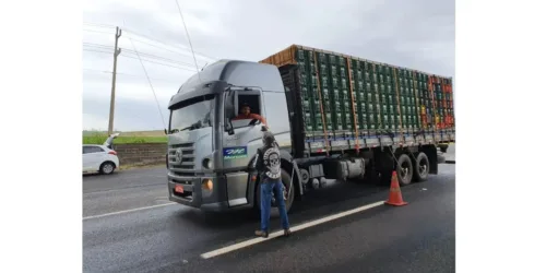Levanta o Brasil real; iniciativa, criatividade, patriotismo X bloqueios