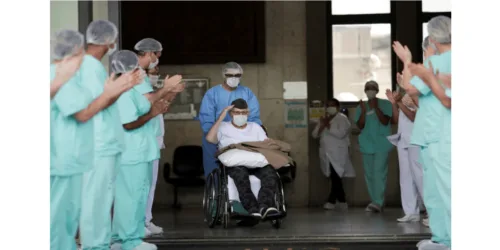 99 anos, curado! Dispensa comentários. Brasil atinge 150 mil recuperações (coronavírus)