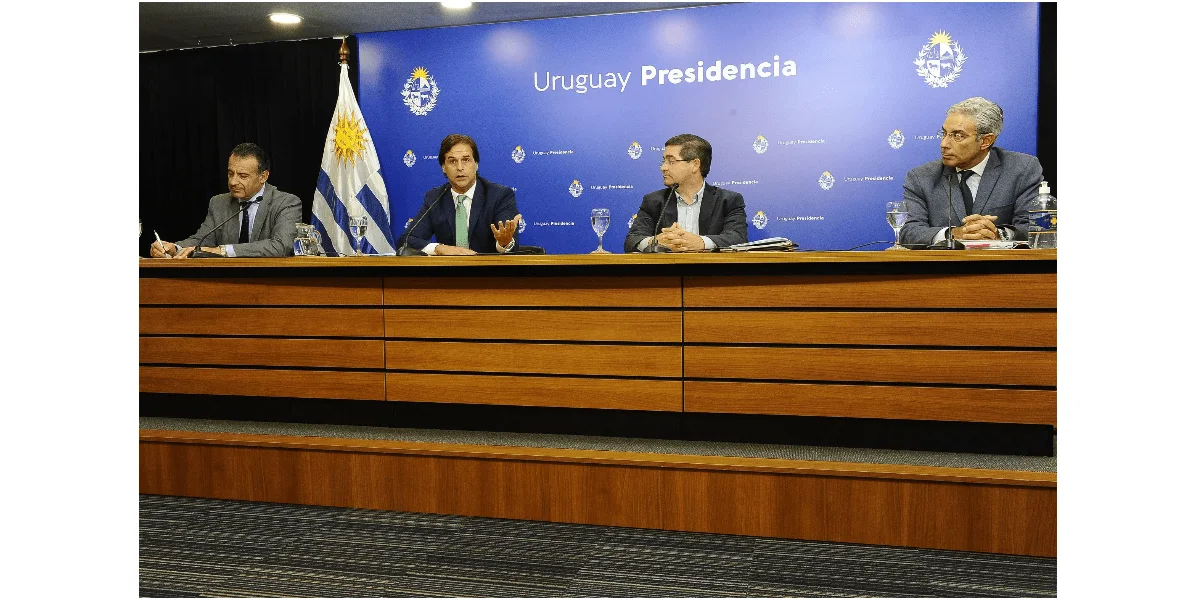 No momento, você está visualizando Uruguai: direita, volver! Desfazendo os erros de 15 anos da esquerda