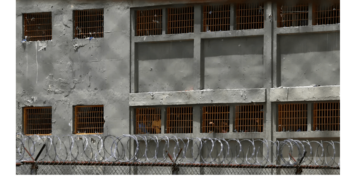 No momento, você está visualizando Venezuela: 46 mortos e 60 feridos na penitenciária de Los Llanos. E os direitos humanos?