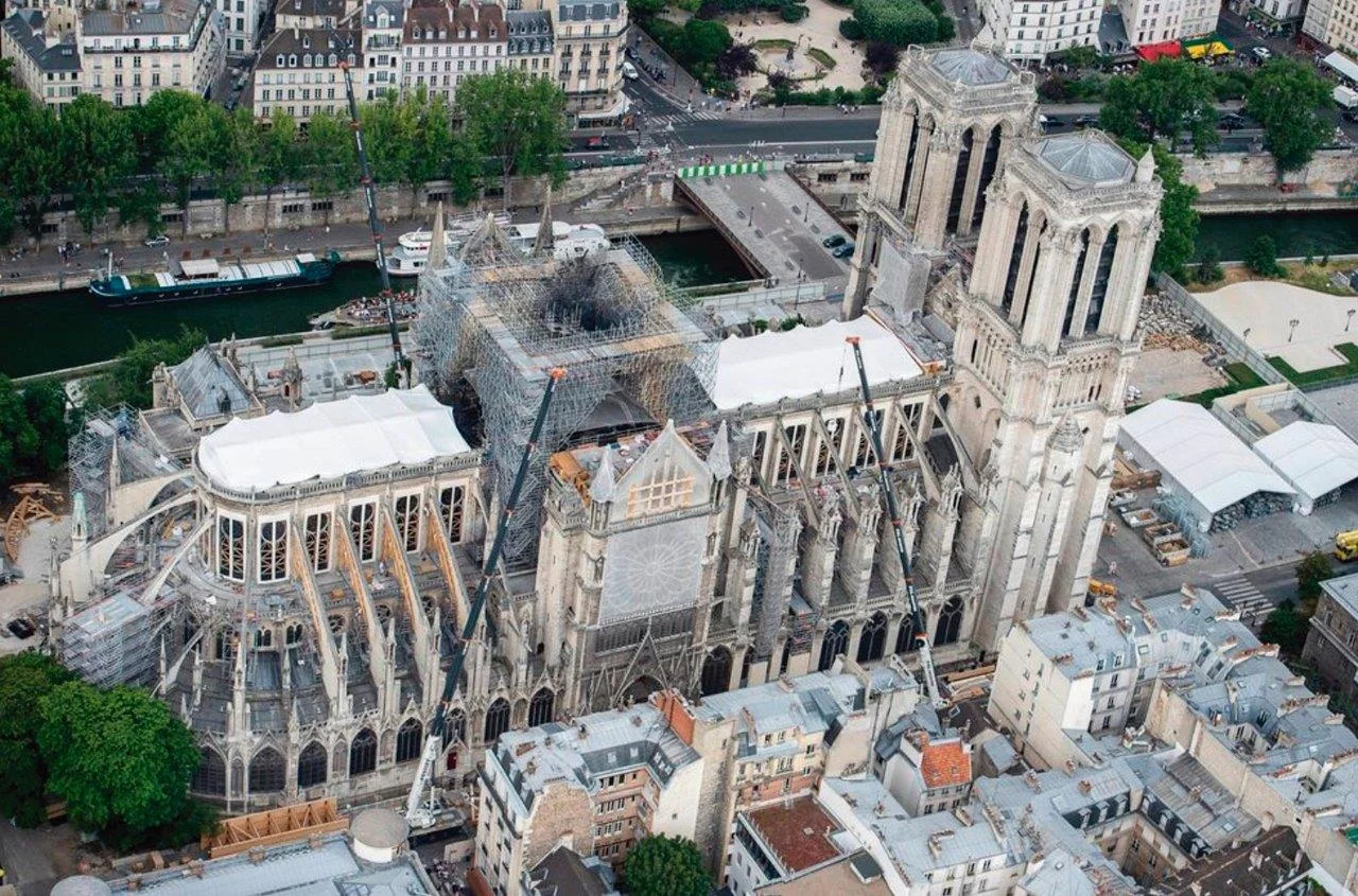 No momento, você está visualizando NOTRE-DAME UM ANO DEPOIS