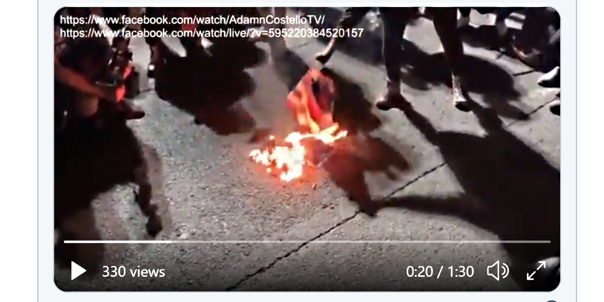 No momento, você está visualizando Queima de Bíblias e Bandeiras: a face (oculta) dos protestos nos EUA