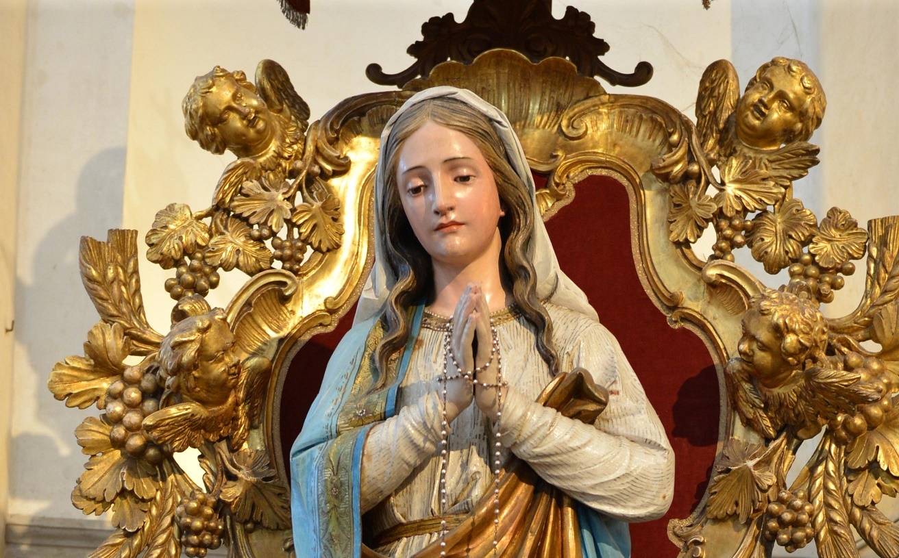 No momento, você está visualizando SANTO ROSÁRIO — Poderosa arma contra o demônio e seus sequazes