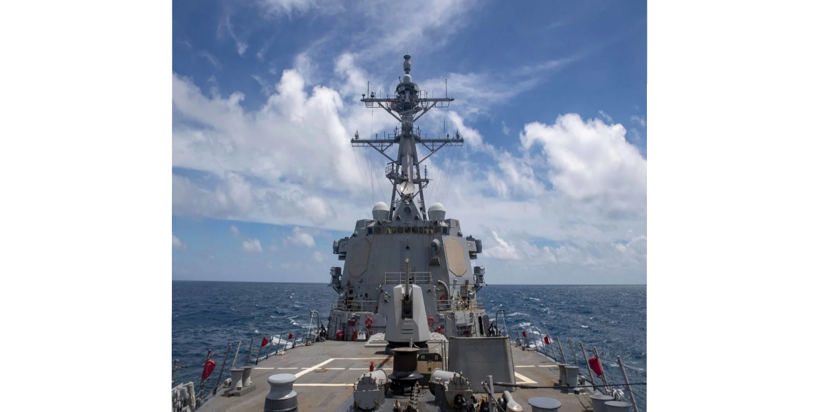 No momento, você está visualizando EUA equipa Marinha com mísseis hipersônicos face à ameaça da China