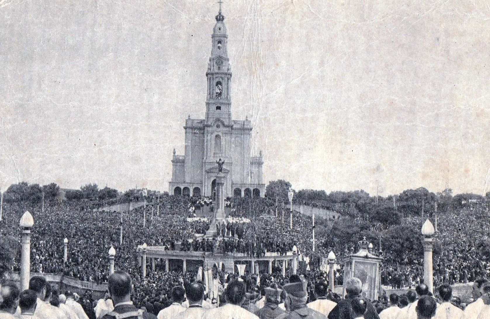 No momento, você está visualizando Milagres operados com as águas da Fonte de Fátima