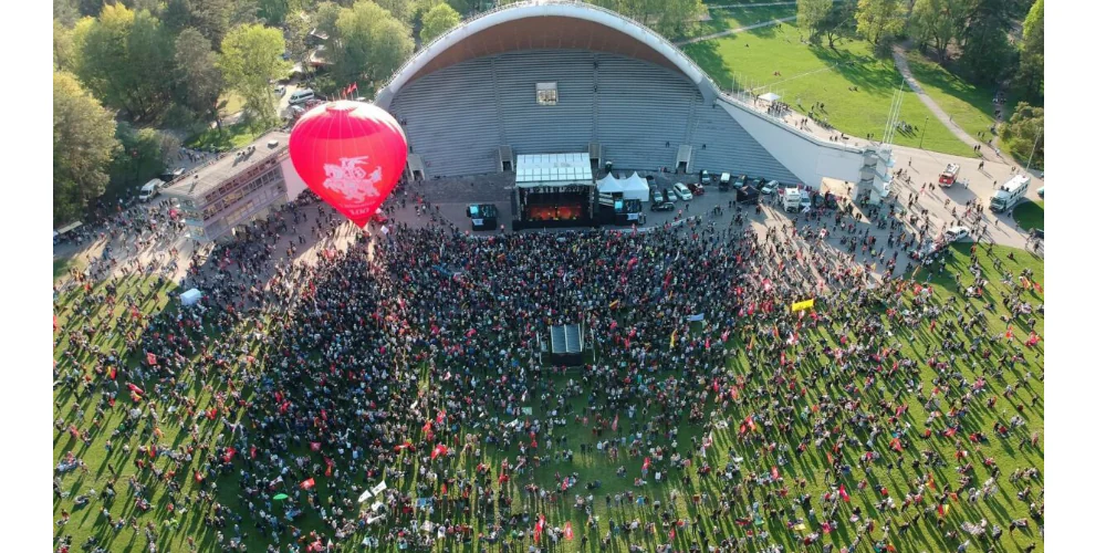 No momento, você está visualizando Lituânia marcha contra o aborto, pela família