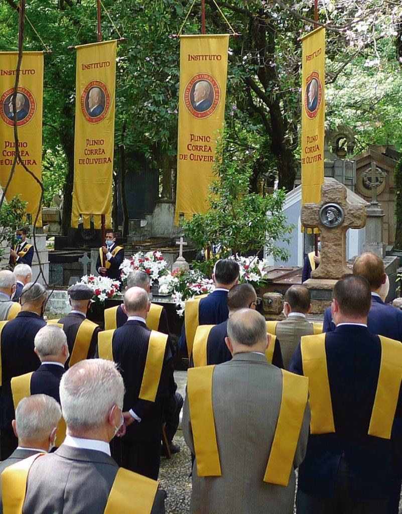 No momento, você está visualizando Homenagens a Plinio Corrêa de Oliveira