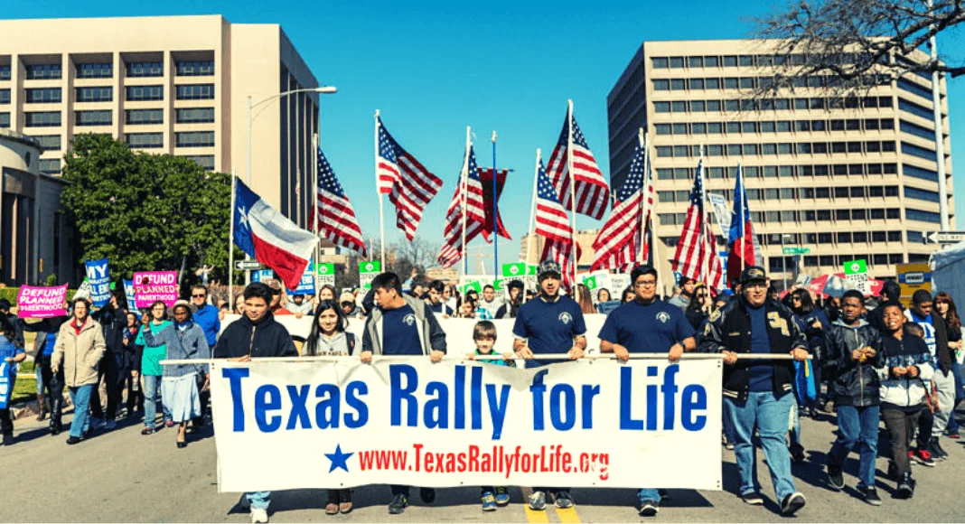 No momento, você está visualizando Texas reduz em 60% o aborto: o começo da batalha pela Vida