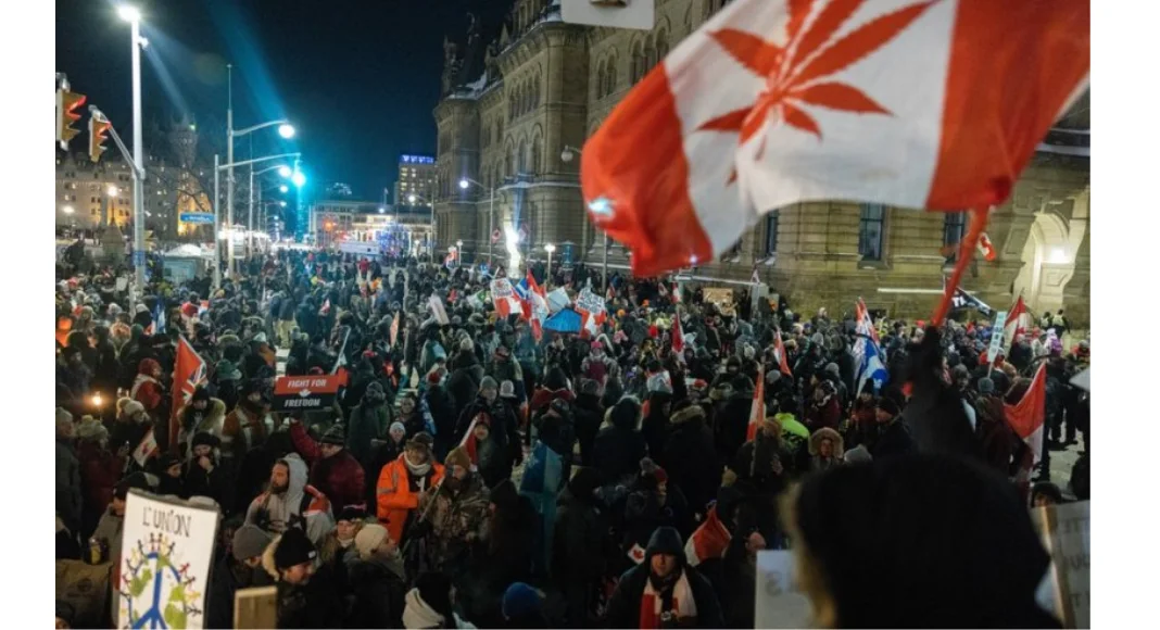 No momento, você está visualizando Breves: No Canadá socialistas Vs. liberdade: freedom convoy 2022