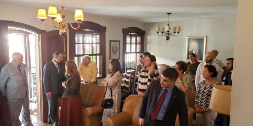 Direita, esquerda, falsa direita: Não precisamos de “salvadores”, mas do Salvador