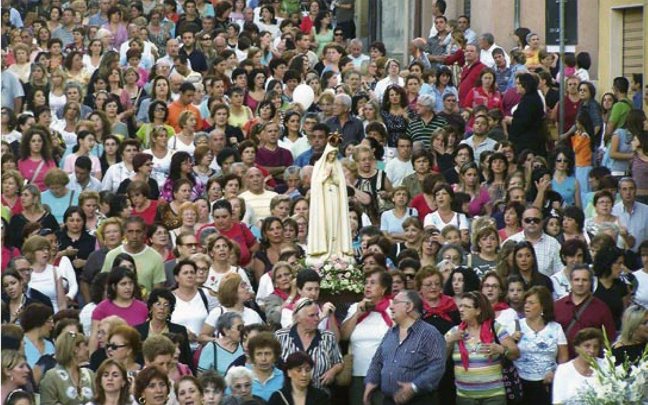 No momento, você está visualizando Fátima volta ao centro das atenções