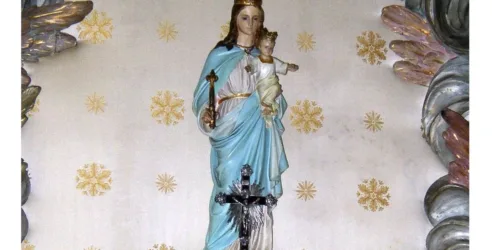 Louvor e reparação à Nossa Senhora no mês de maio