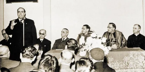 “EM DEFESA DA AÇÃO CATÓLICA” E O ESPÍRITO DO SÉCULO