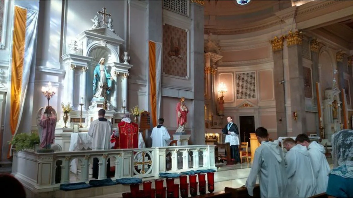 No momento, você está visualizando Primeira igreja católica húngara (EUA) terá missa em latim