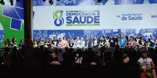 CHILIQUES DA ESQUERDA E DITADURA
