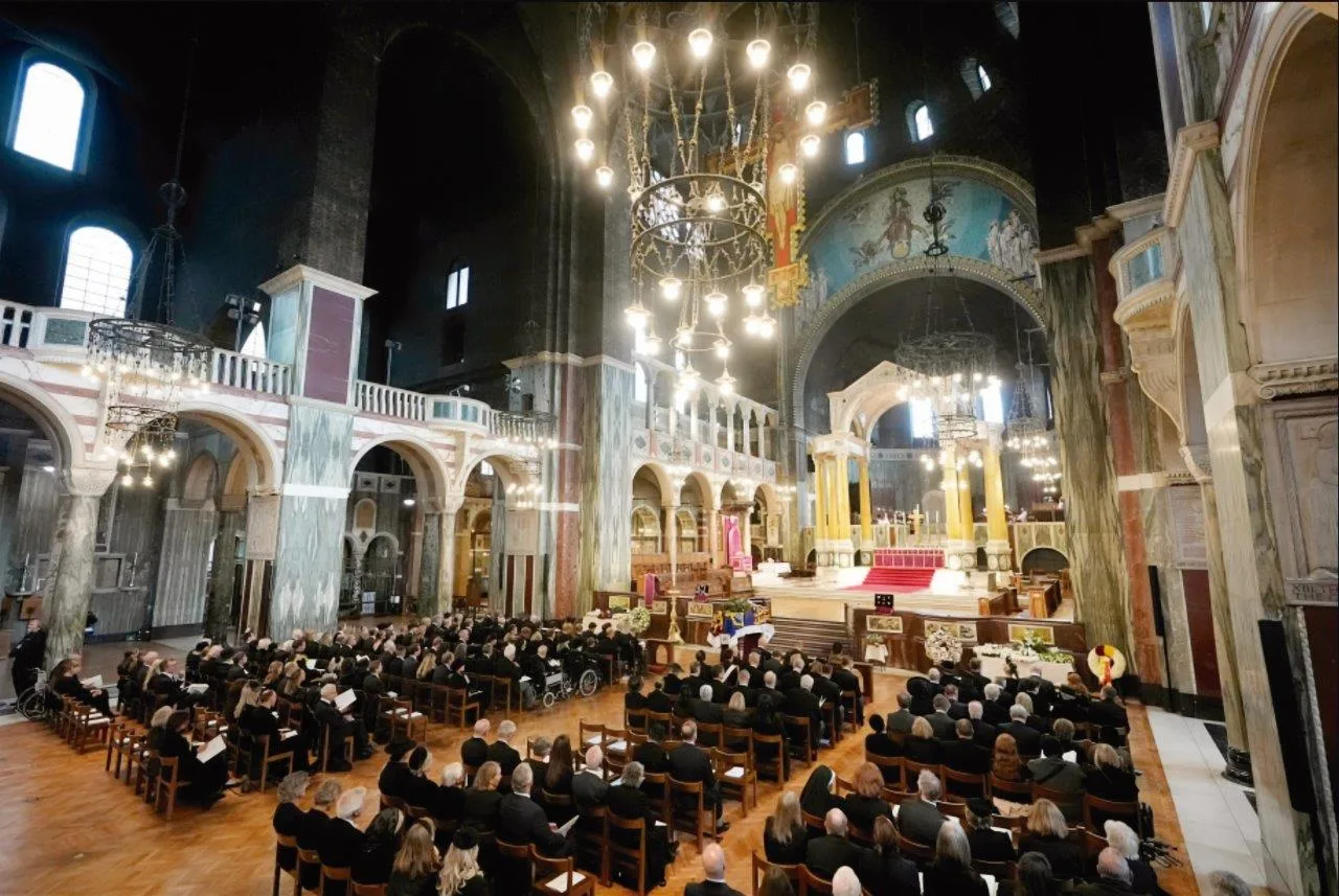 No momento, você está visualizando A Duquesa de Kent e a conversão da Inglaterra