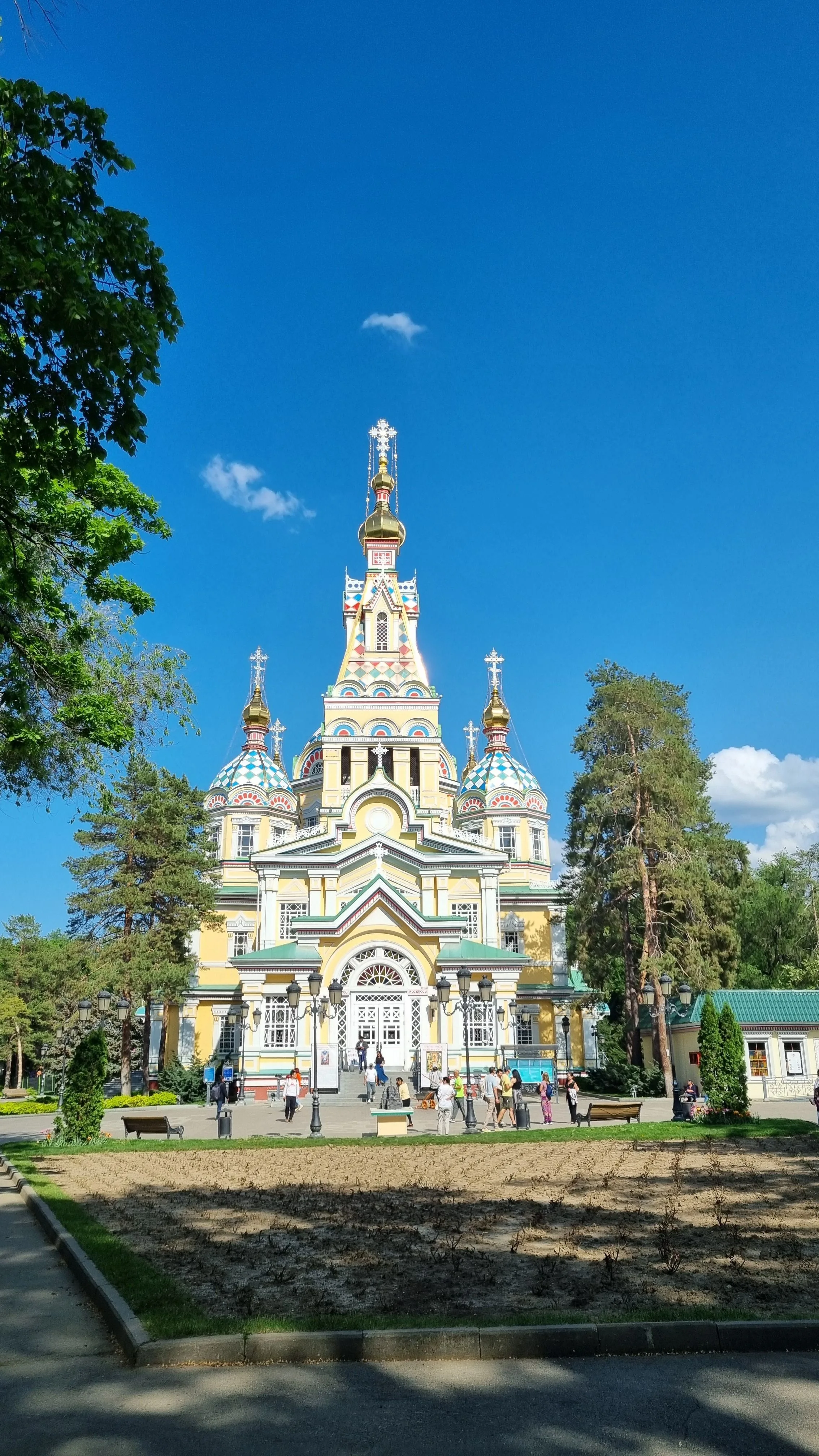 No momento, você está visualizando Ucrânia devolve a catedral católica de rito latino em Kiev