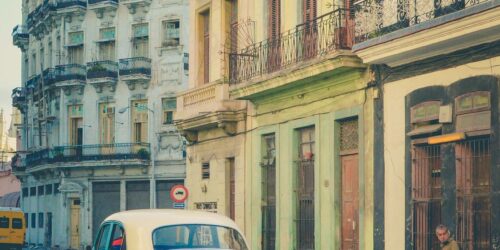 Cuba pode comprar do mundo. Só não consegue pagar
