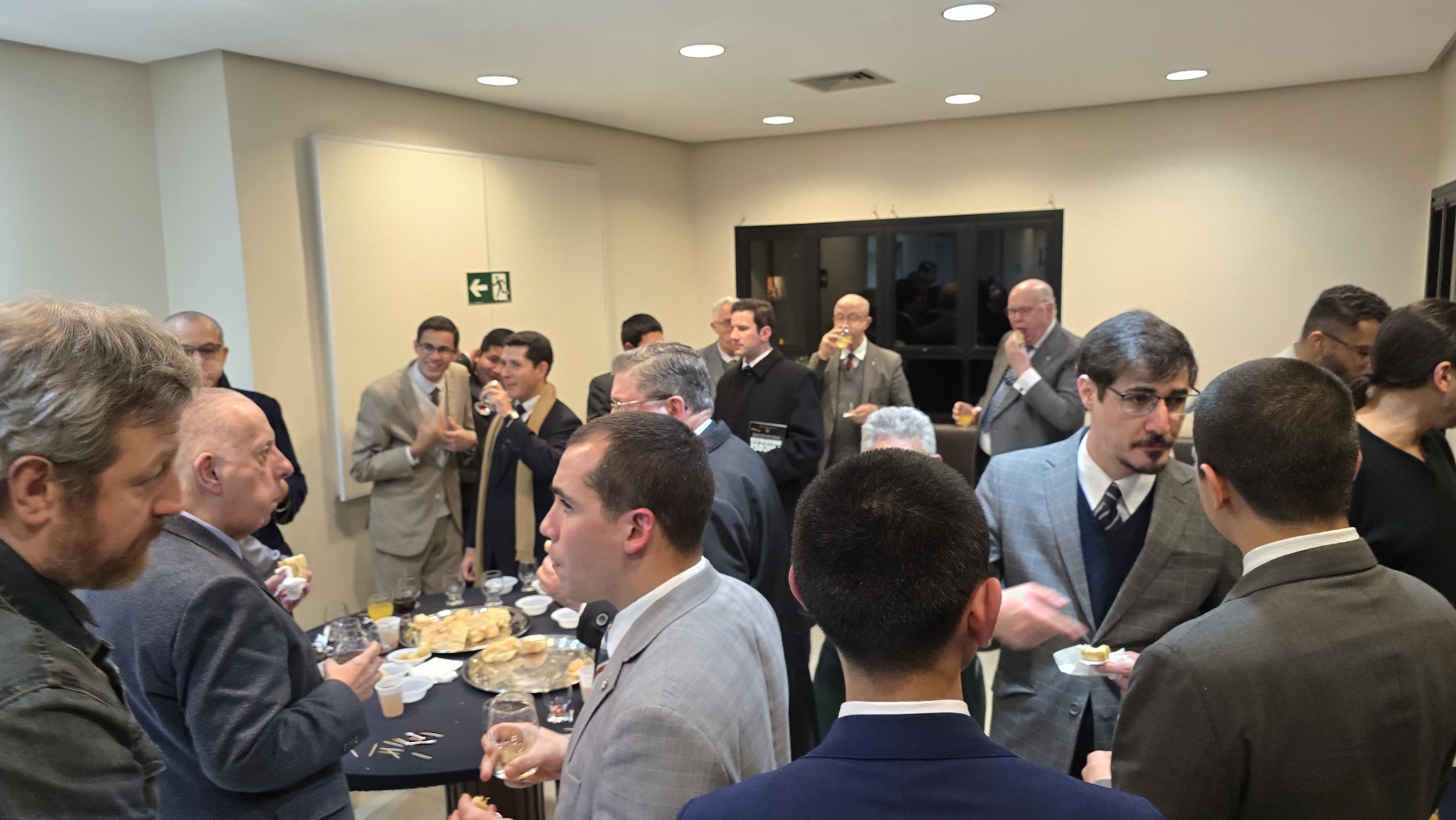 Momentos da conferência em São Paulo